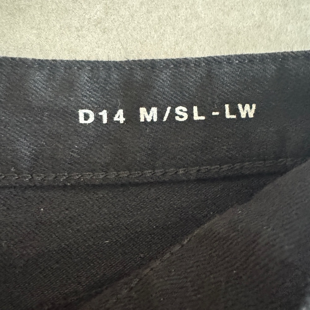 Saint Laurent Slim Skinny Fit Low Waist Jeans - Picture 3 of 6